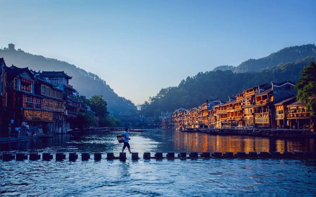 产城智库-赢城·产业地产专业运营服务商